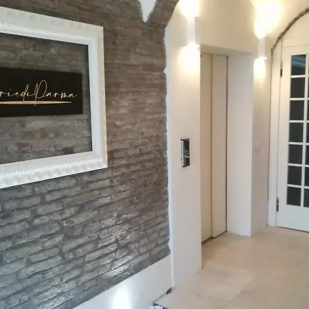 Ariediparma Apartament *